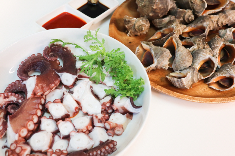 동해안 피문어 1kg