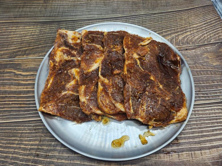 일품 순살 돼지왕구이 1+1