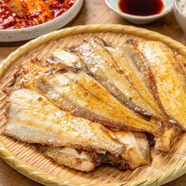 1미에 1000원대!! 고소~하고 기름진 반건조 기름가자미