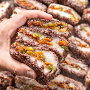 30년 전통의 옛맛! 통팥호박찰시루떡