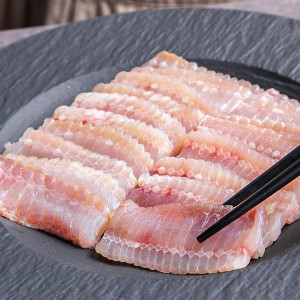 톡 쏘는 중독적인 맛의 흑산 홍어
