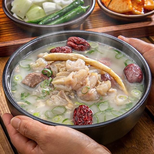 몸보신에 탁월한 도가니탕 6인분+2인분 덤행사!
