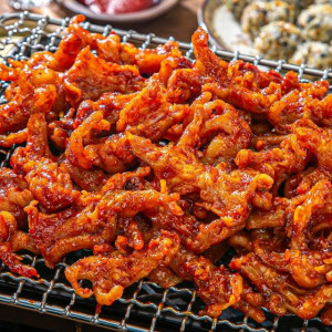 얇아진 지갑을 위한 무뼈닭발 300g+300g
