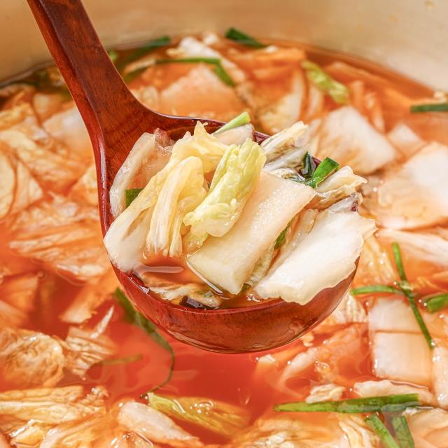 산뜻하고 깔끔하고 시원한~ 나박 물김치