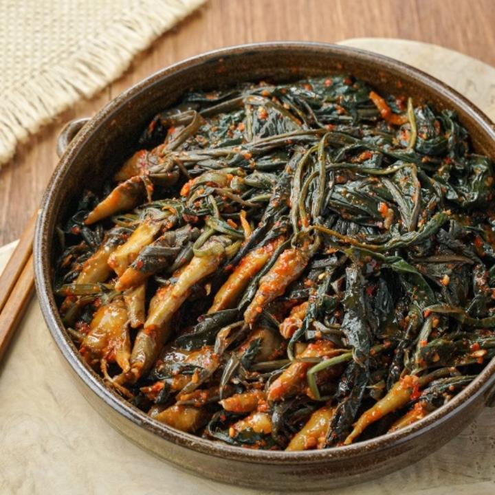 제철에 맛보는 수제 고들빼기김치