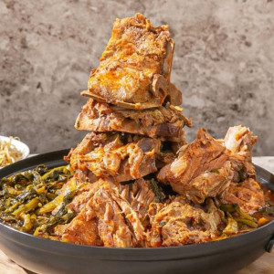 [4.7kg ▶ 18,900원!!] 국내산 등뼈 감자탕