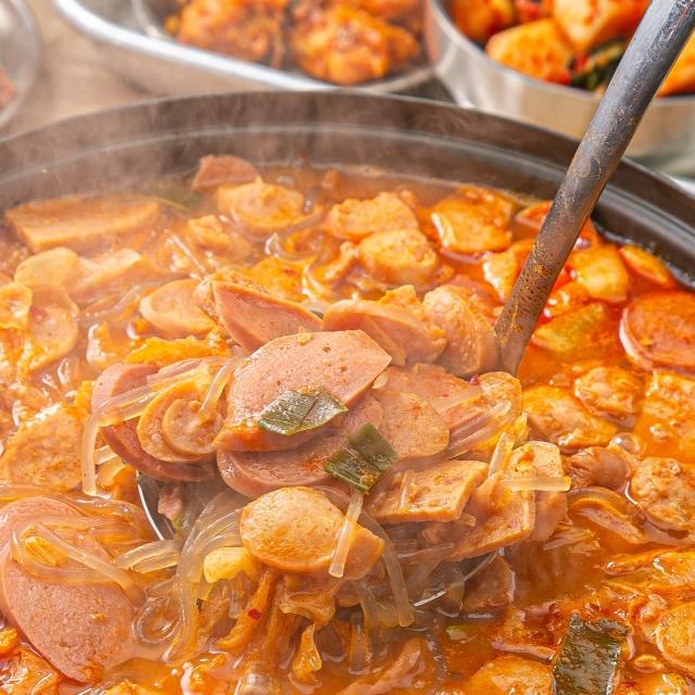 대식가를 위한 대용량 사골 부대찌개 1kg