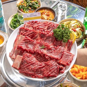 입안에서 사르르~수원식 꽃 구름갈비