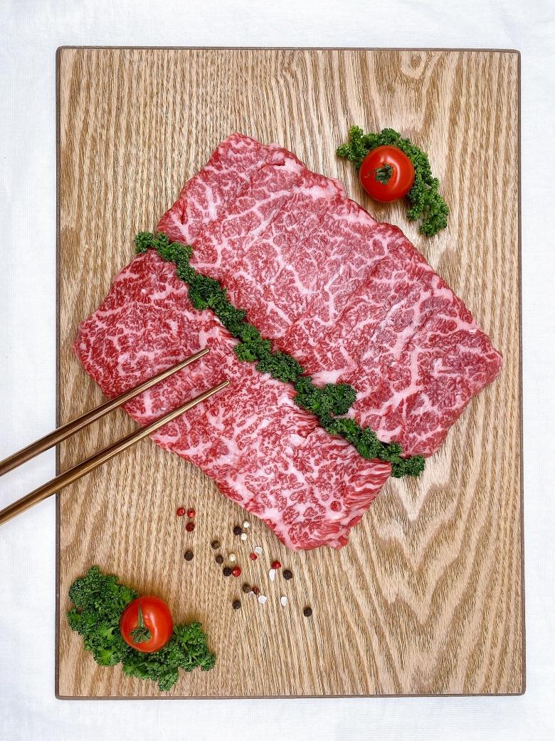 1등급 눈꽃살치살 300g