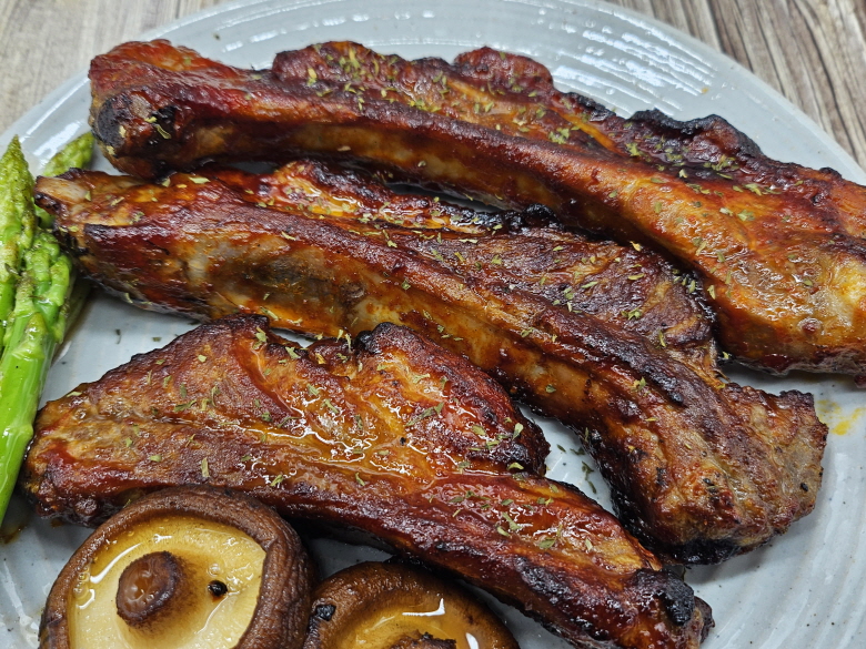 지리산 흑돼지 우대갈비 600g